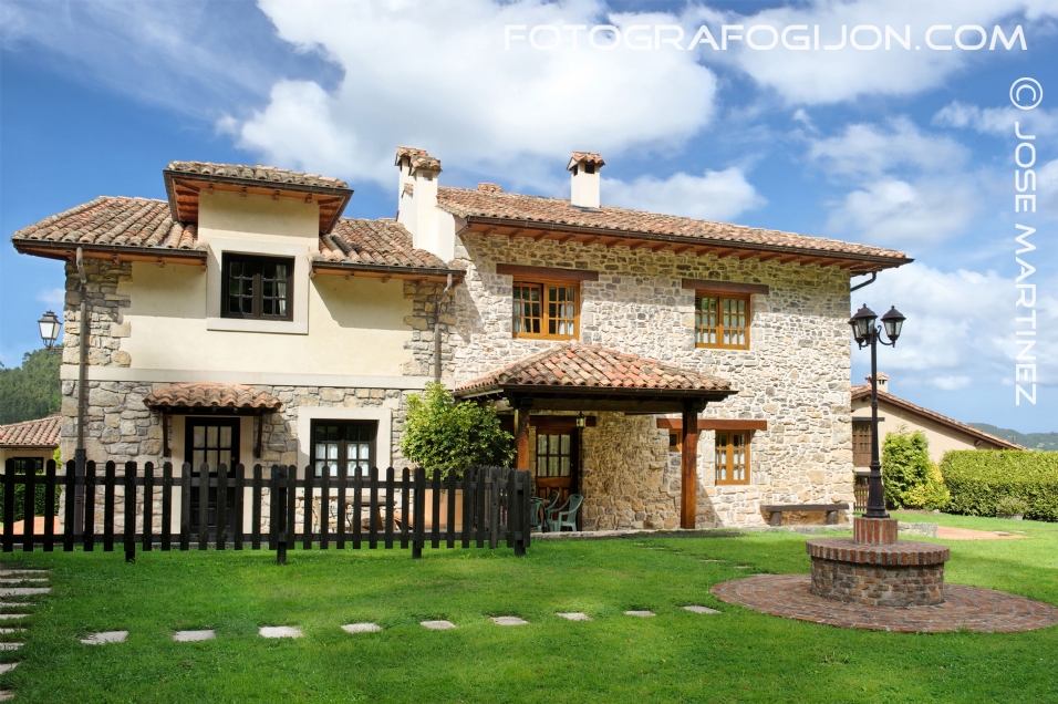 llugarn exterior